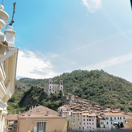 DUSSAIGA - Camera Del Fiordaliso Dolceacqua Esterno foto