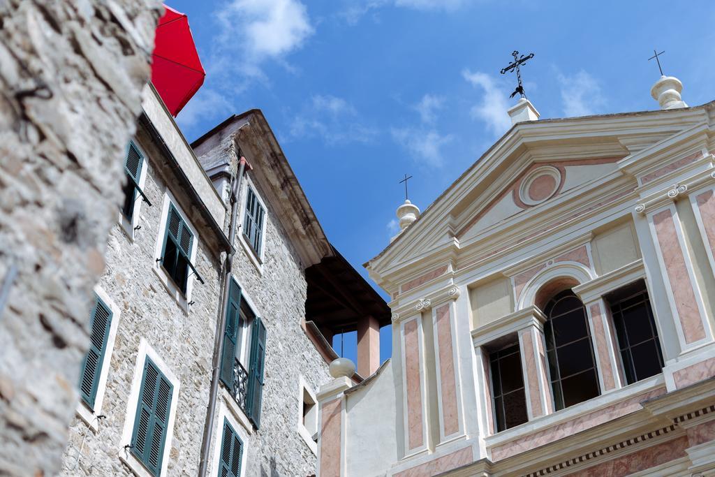 DUSSAIGA - Camera Del Fiordaliso Dolceacqua Esterno foto