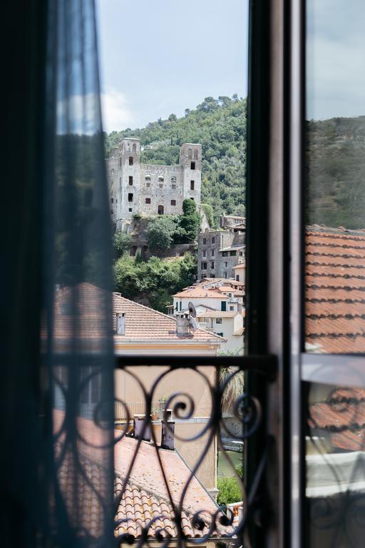DUSSAIGA - Camera Del Fiordaliso Dolceacqua Esterno foto